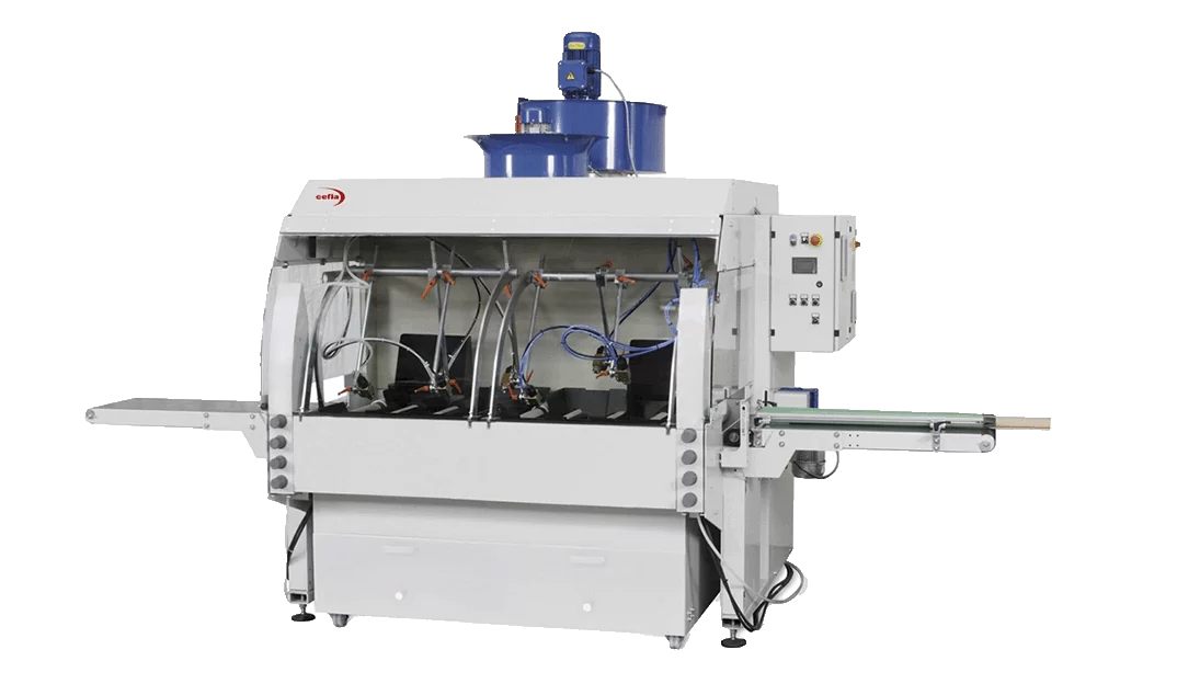 Окраска плинтуса